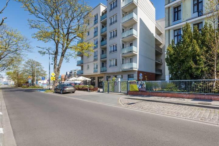 Horyzont Apartamenty-Portowa Sunshine Kołobrzeg Exteriör bild